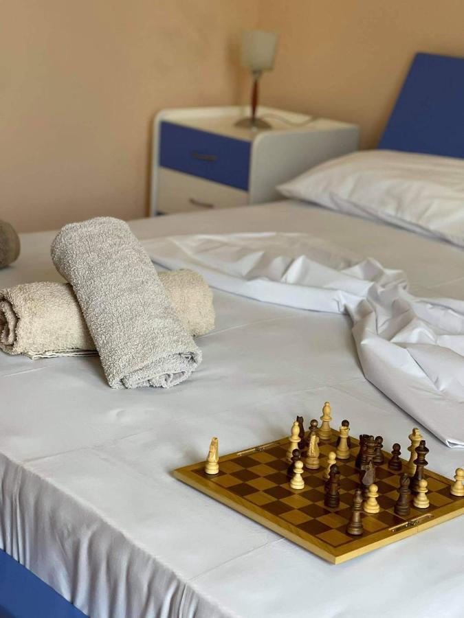 Kristi Apartment 2 Min To Sea Netflix & Espresso Station Saranda Zewnętrze zdjęcie
