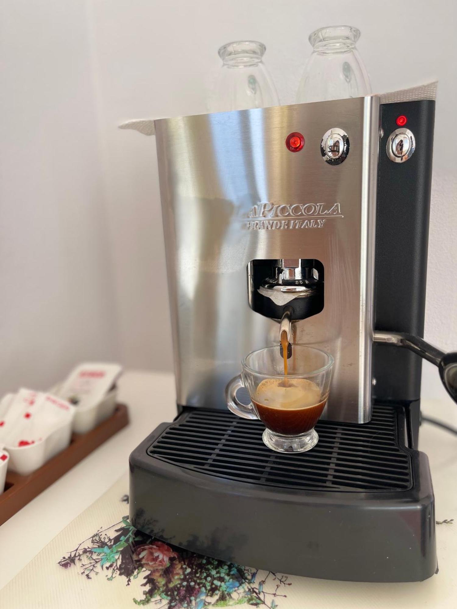 Kristi Apartment 2 Min To Sea Netflix & Espresso Station Saranda Zewnętrze zdjęcie